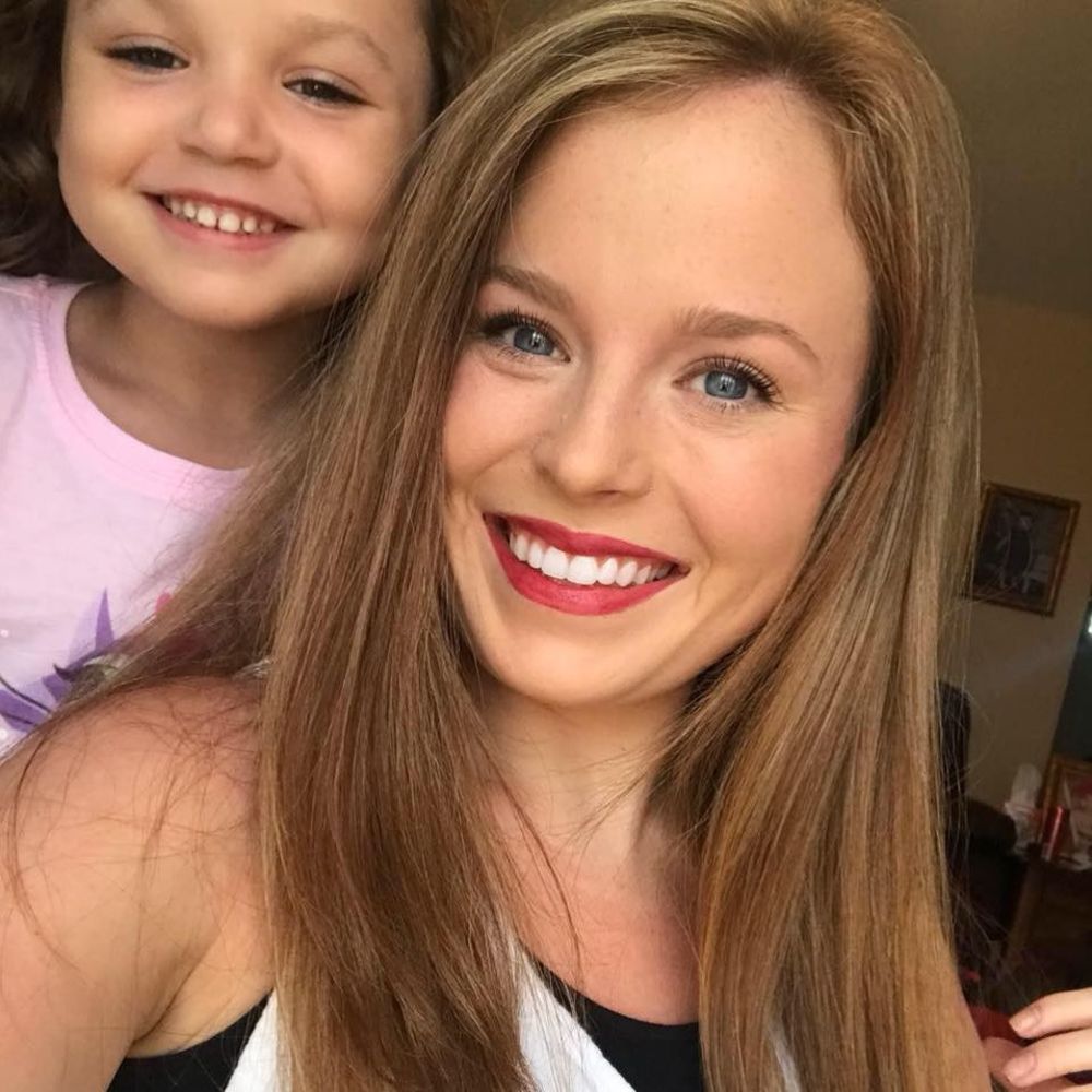 Meet your Posher, Macey